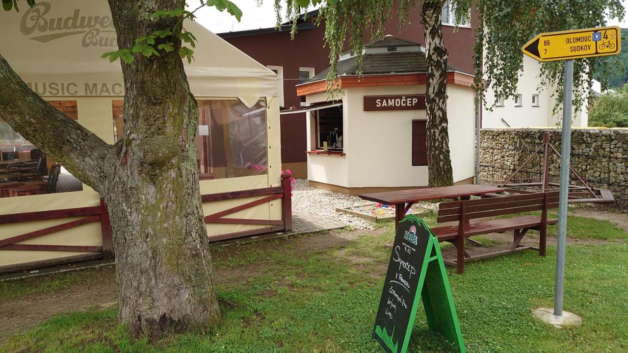 Na Rybnicku Bohutin Hotel Exterior foto